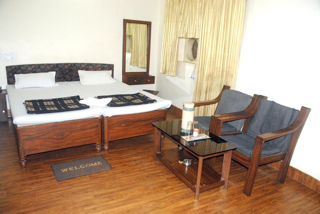 Hotel Kusum Bhilai Exterior photo